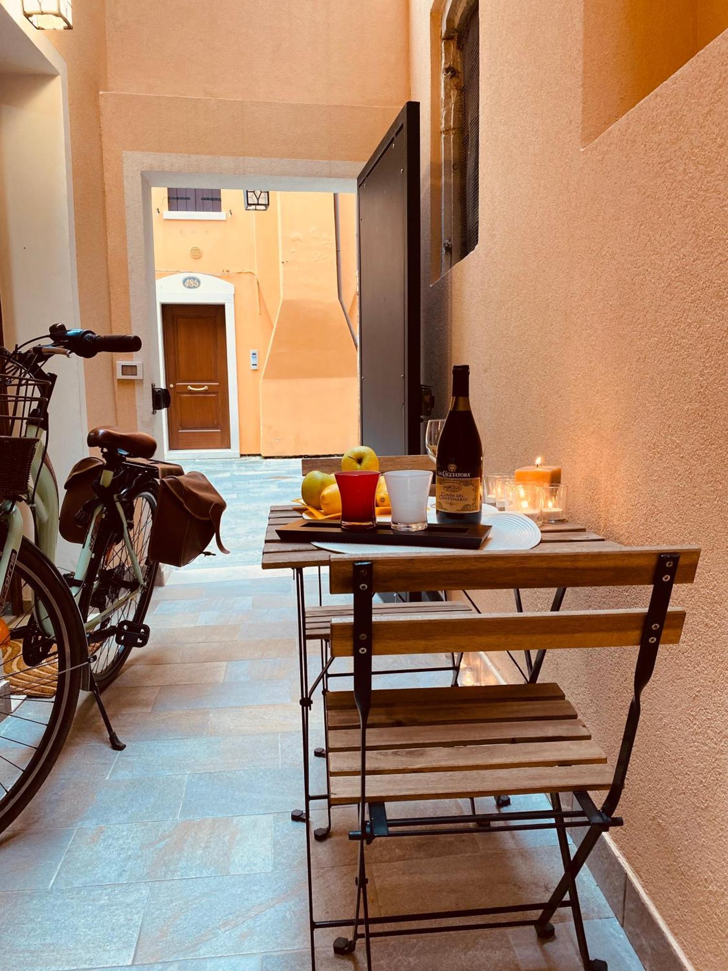 Casabella Chioggia Casa Indipendente Con Corte Luaran gambar